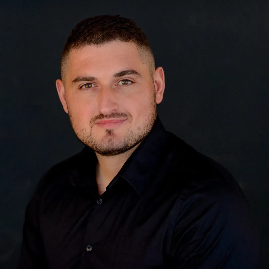 Porträt von Valmir Berisha, Inhaber und Geschäftsführer der Beri Bau AG
