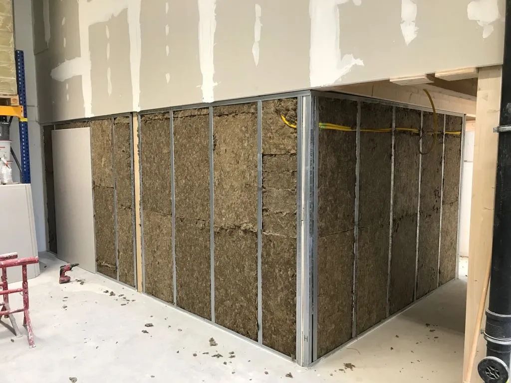 Plattenarbeiten Gewerbe