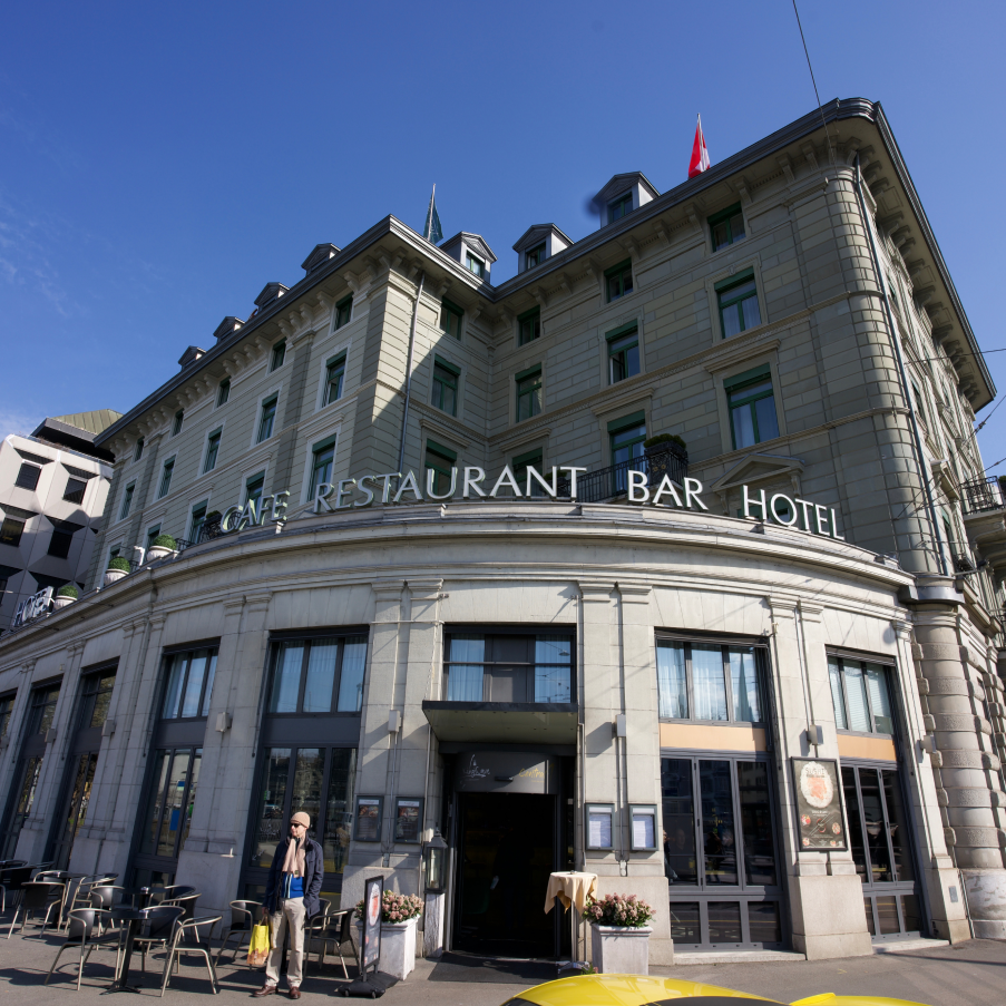 Zimmersanierung Hotel Plaza