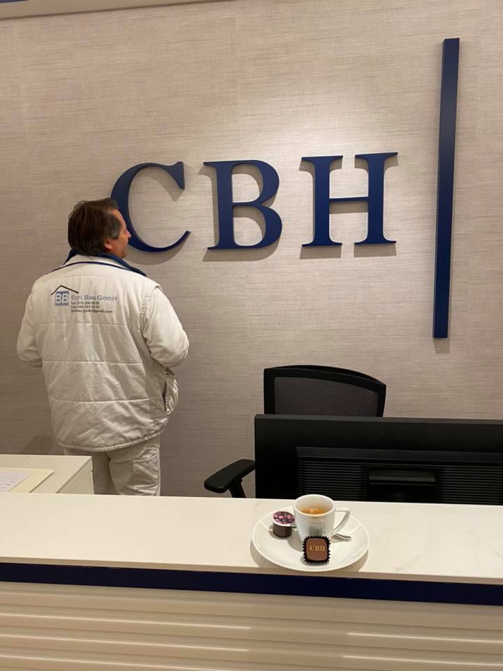 Totalsanierung Gewerbe CBH Bank
